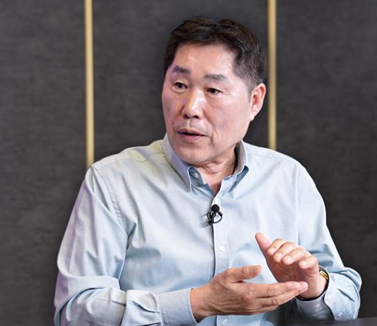 아가서가 풀리자 요한계시록이 보였다 – 윤석호 목사